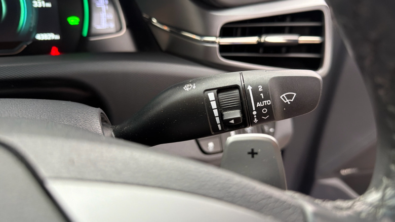 Hyundai IONIQ 1.6 GDi Hybrid Premium SE 5dr DCT Hybrid Hatchback